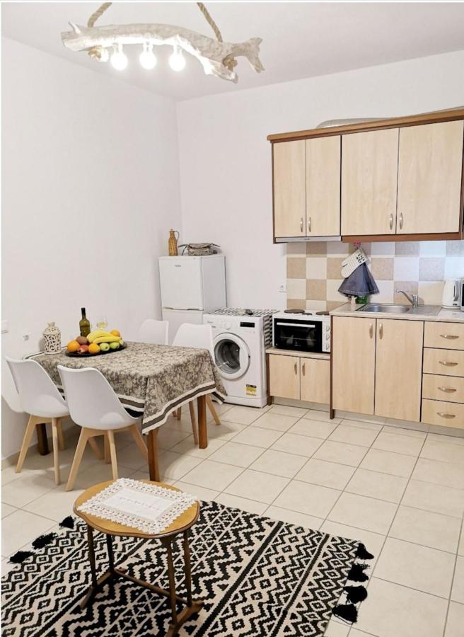 Villa Perissa Thira Екстериор снимка